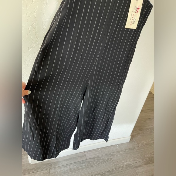 Joah Premium| Black Striped Wide-Leg Jumpsuit, Overall Straps, Size L•••… - Picture 8 of 12